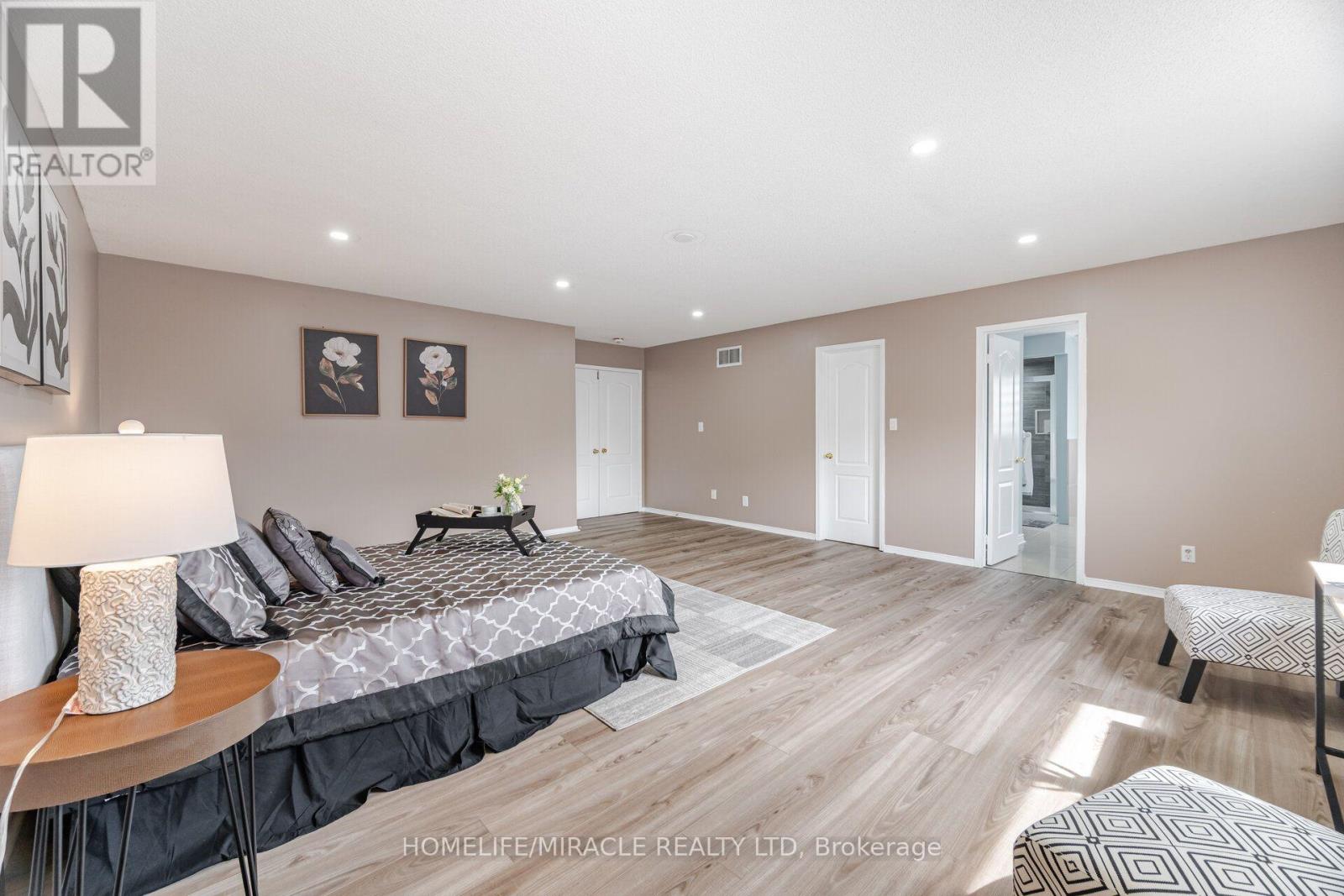 Upper - 41 Beachpoint Boulevard, Brampton, Ontario  L7A 2T7 - Photo 30 - W13620762
