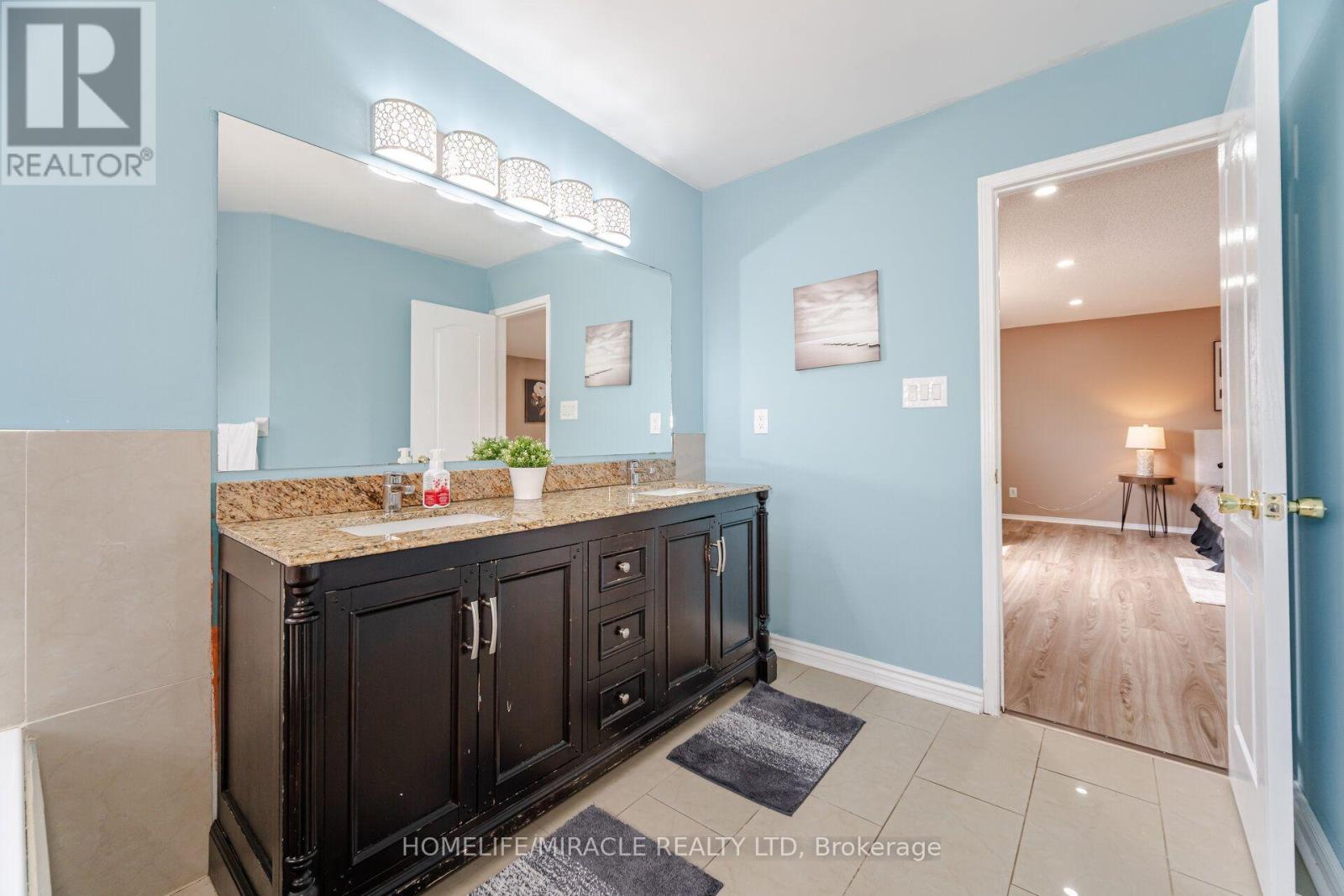 Upper - 41 Beachpoint Boulevard, Brampton, Ontario  L7A 2T7 - Photo 31 - W13620762