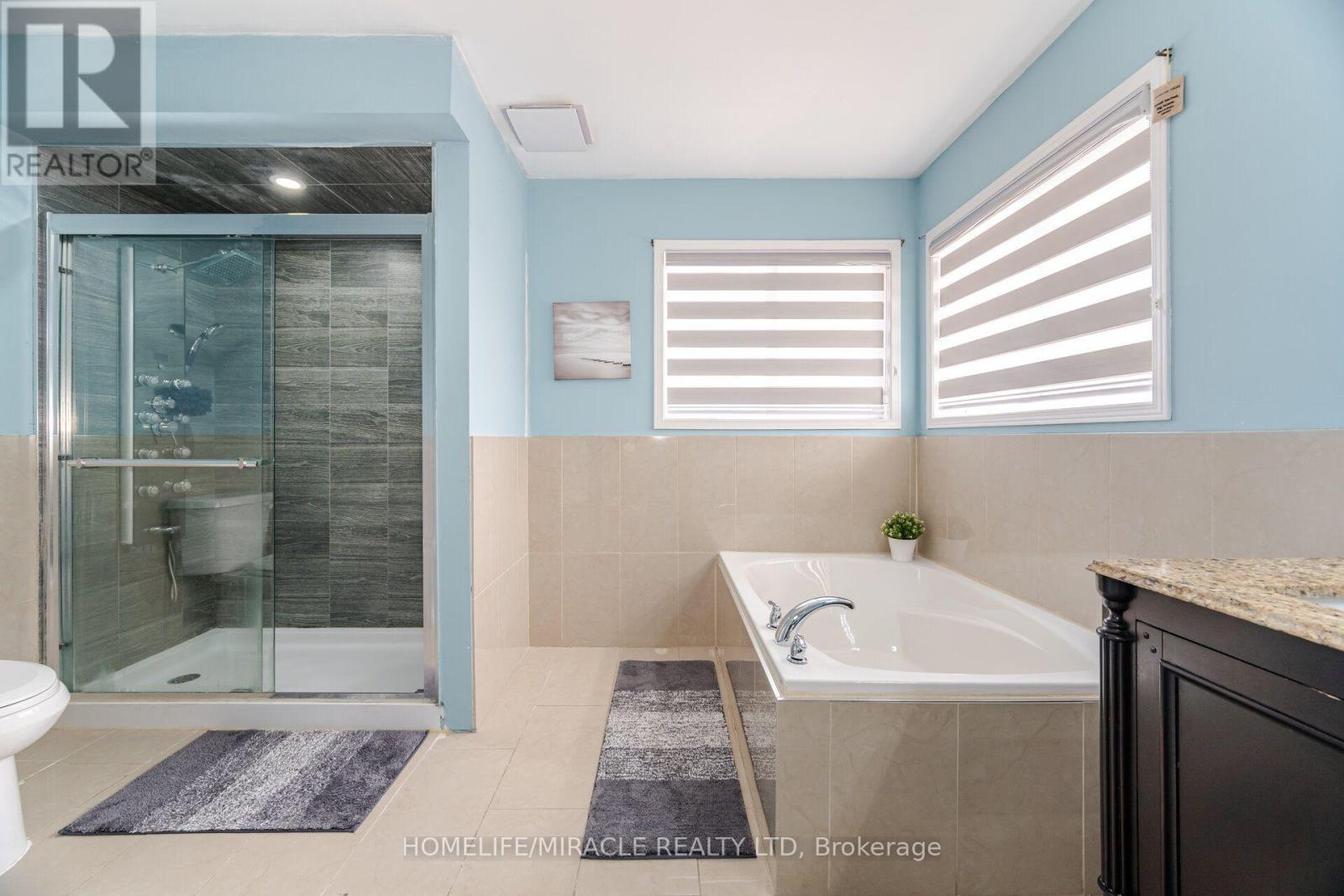 Upper - 41 Beachpoint Boulevard, Brampton, Ontario  L7A 2T7 - Photo 32 - W13620762