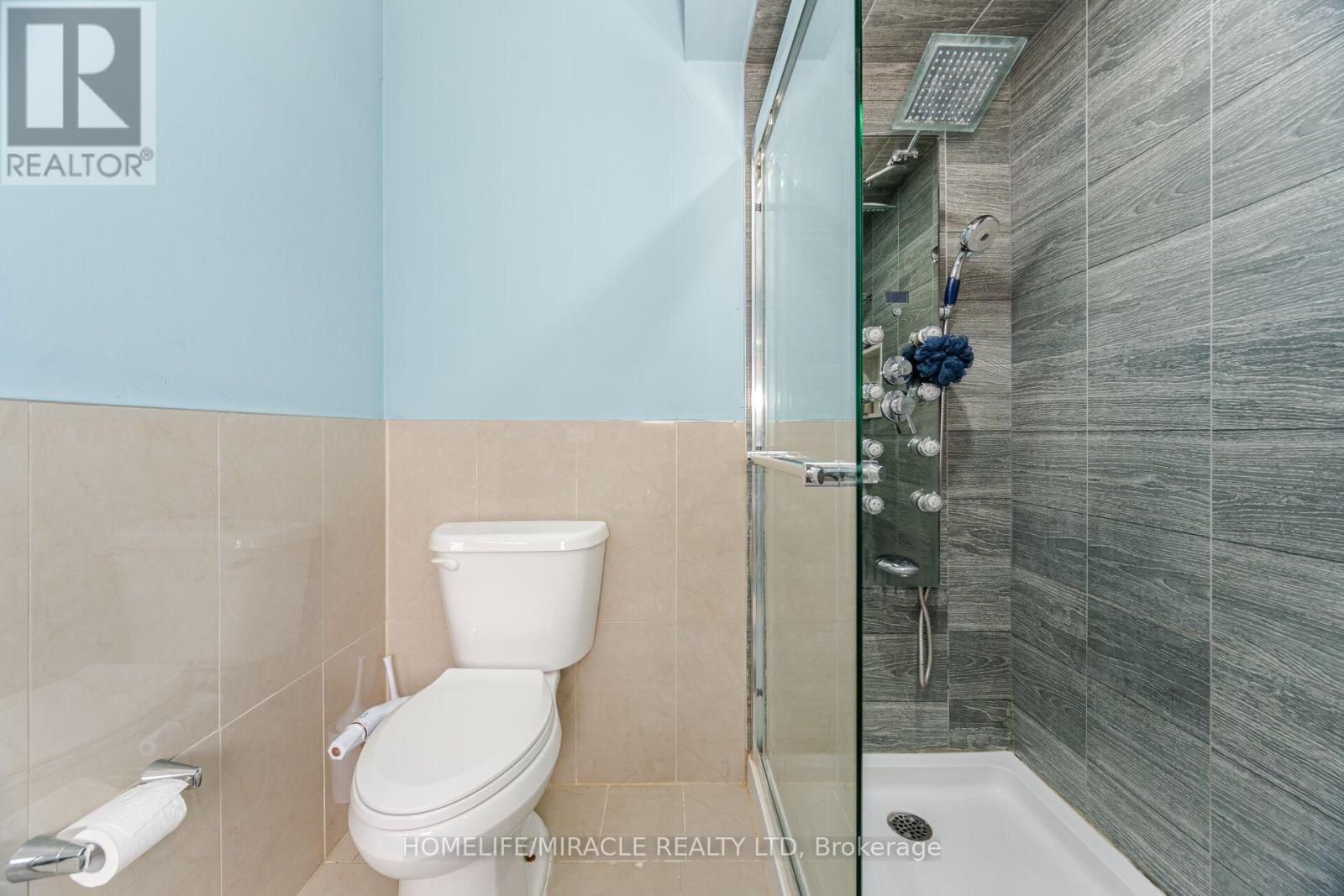 Upper - 41 Beachpoint Boulevard, Brampton, Ontario  L7A 2T7 - Photo 33 - W13620762