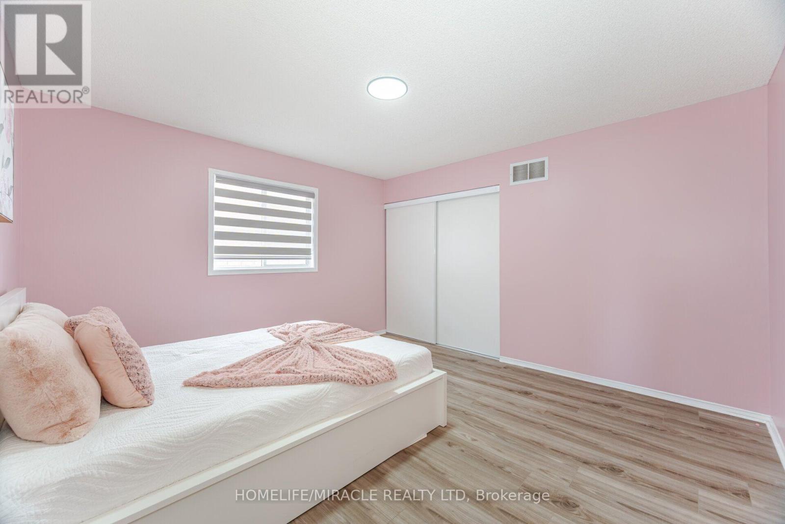 Upper - 41 Beachpoint Boulevard, Brampton, Ontario  L7A 2T7 - Photo 36 - W13620762