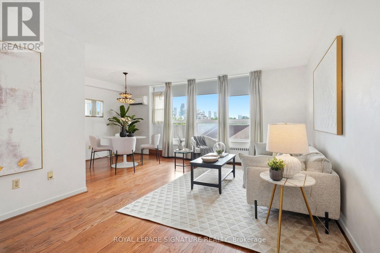 502 - 45 Southport Street, Toronto, Ontario  M6S 3N5 - Photo 1 - W13620774