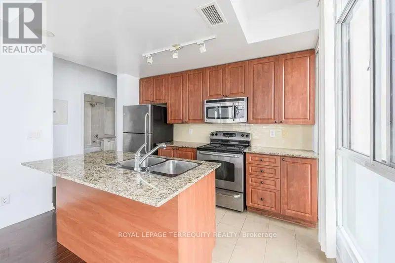 1505 - 225 Webb Drive, Mississauga, Ontario L5B 4P2 - Photo 4 - W13620800