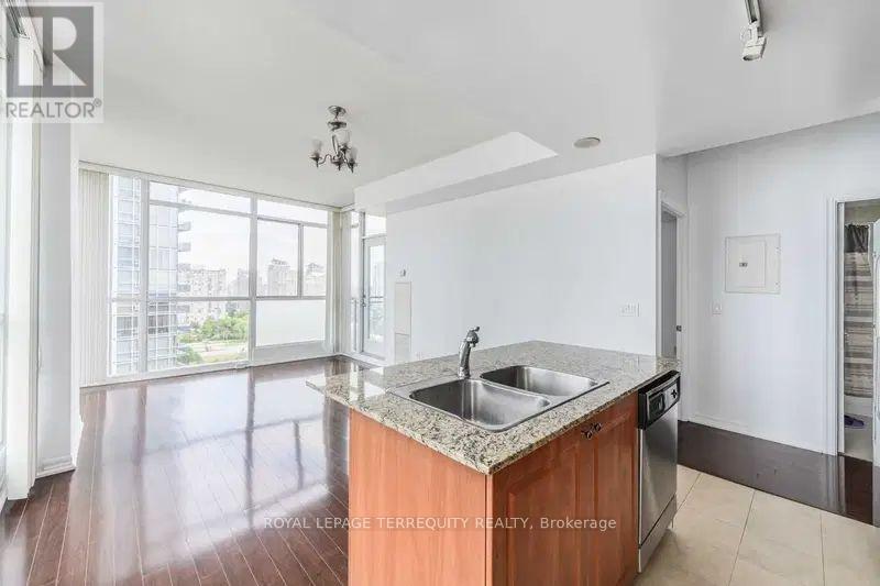1505 - 225 Webb Drive, Mississauga, Ontario L5B 4P2 - Photo 6 - W13620800
