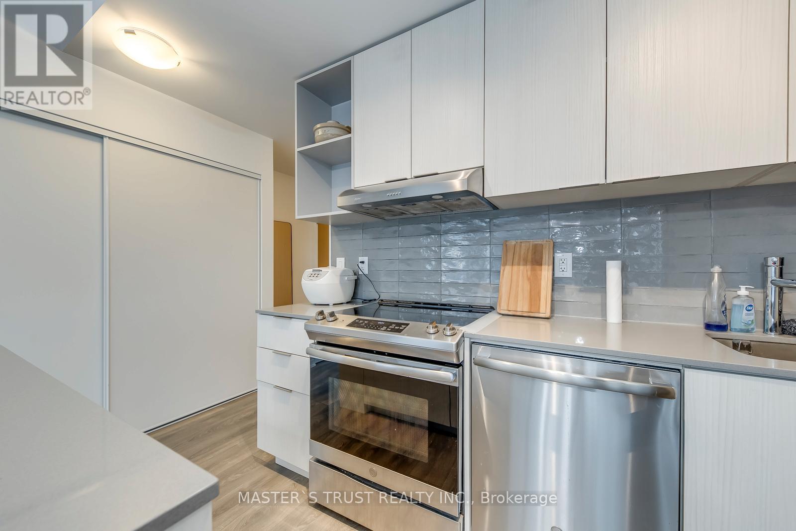 1804 - 2520 Eglinton Avenue W, Mississauga, Ontario  L5M 0Y4 - Photo 10 - W13620844