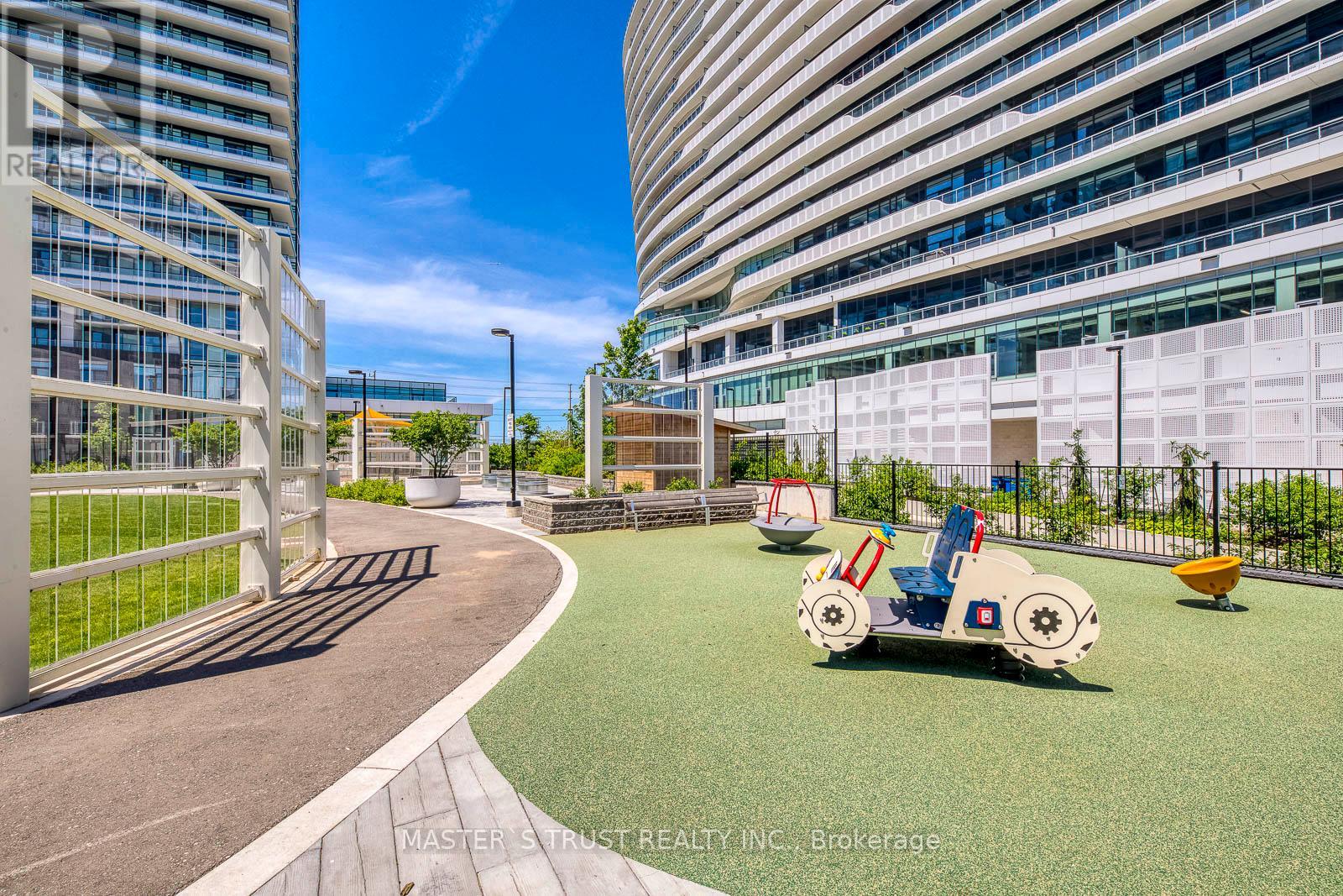 1804 - 2520 Eglinton Avenue W, Mississauga, Ontario  L5M 0Y4 - Photo 37 - W13620844