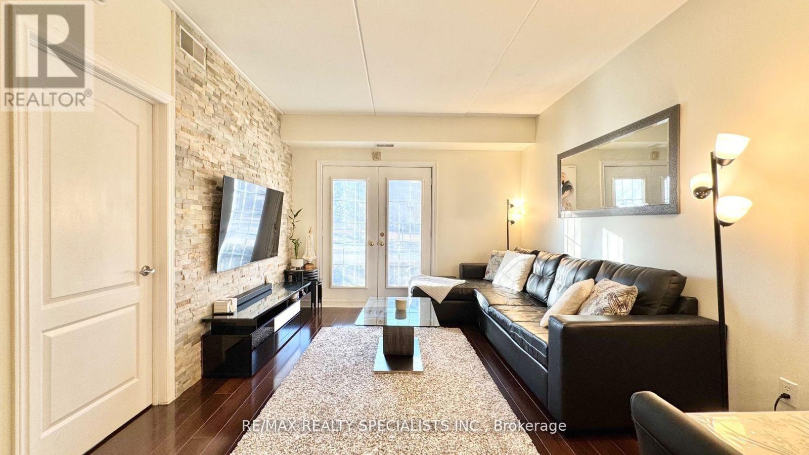 112 - 4016 Kilmer Drive, Burlington, Ontario  L7M 5A7 - Photo 11 - W13620860
