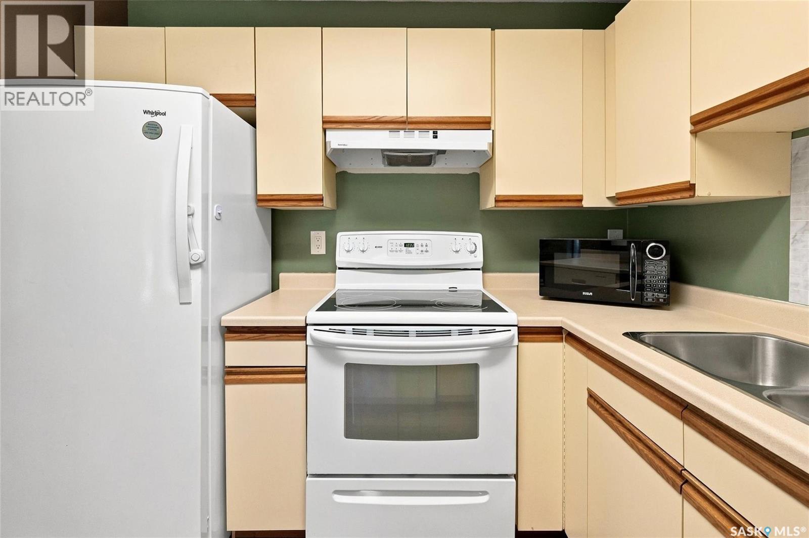 102 431 Tait Court, Saskatoon, Saskatchewan S7H 5L3 - Photo 10 - SK044058