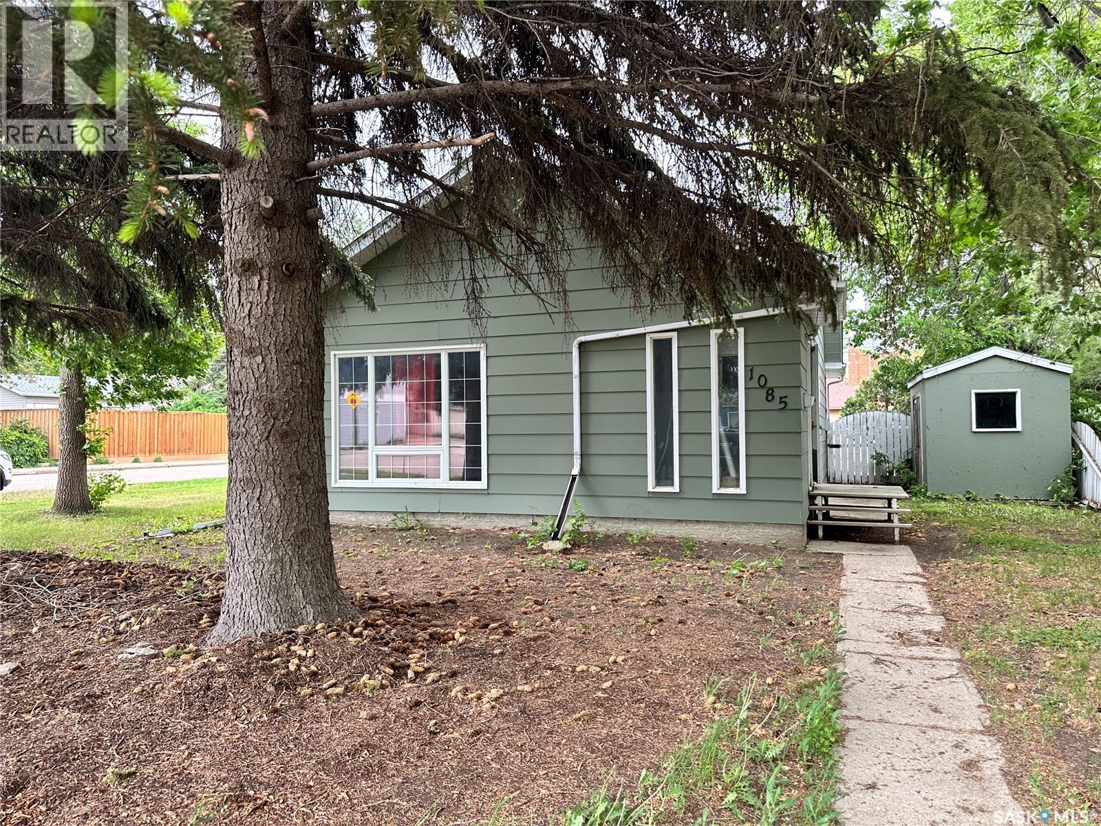 1085 4th AVENUE NW, Moose Jaw, Saskatchewan