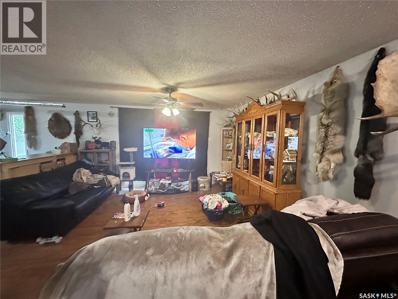 1085 4th Avenue Nw, Moose Jaw, Saskatchewan  S6H 3X2 - Photo 5 - SK043861
