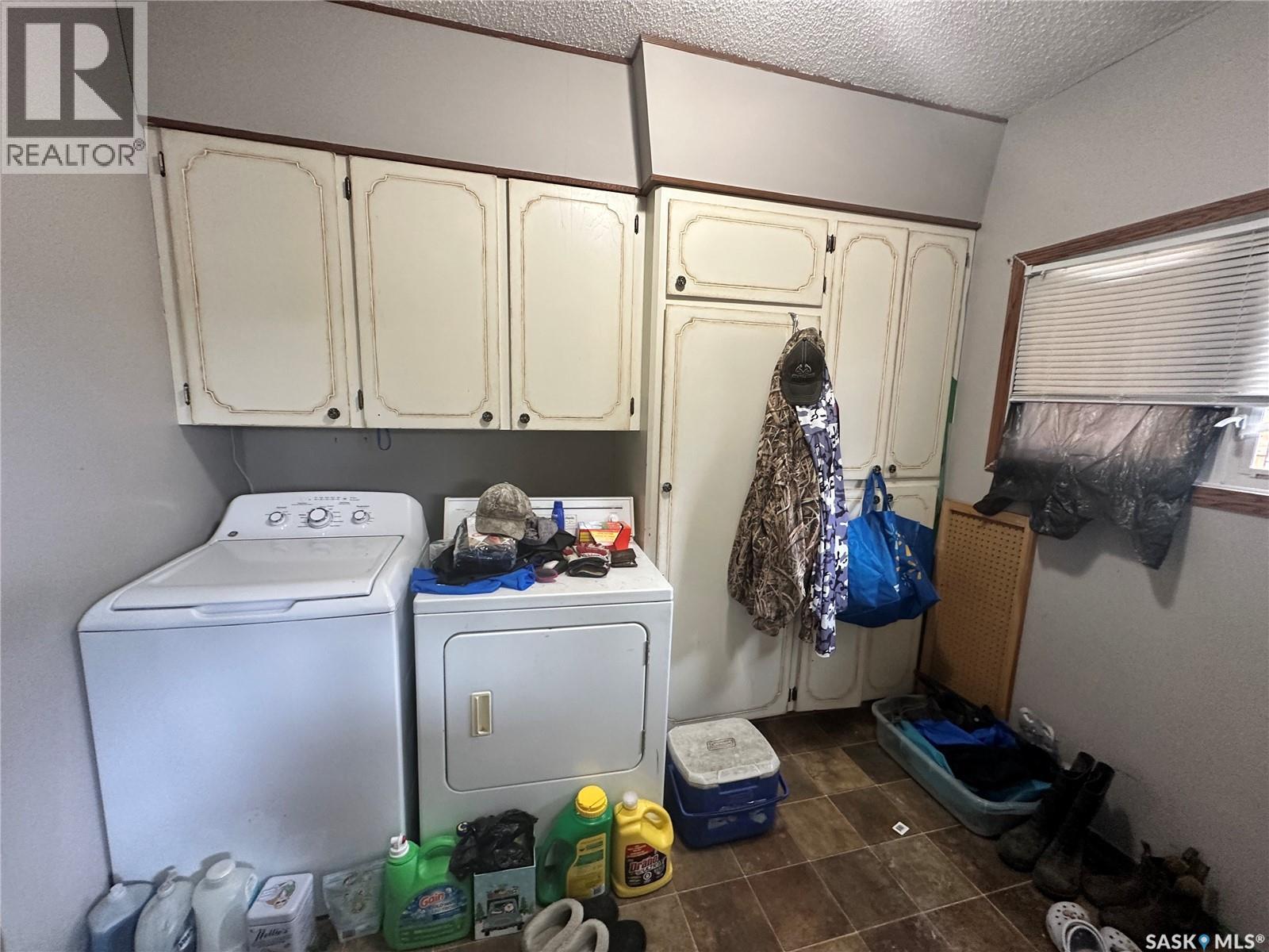 1085 4th Avenue Nw, Moose Jaw, Saskatchewan  S6H 3X2 - Photo 9 - SK043861