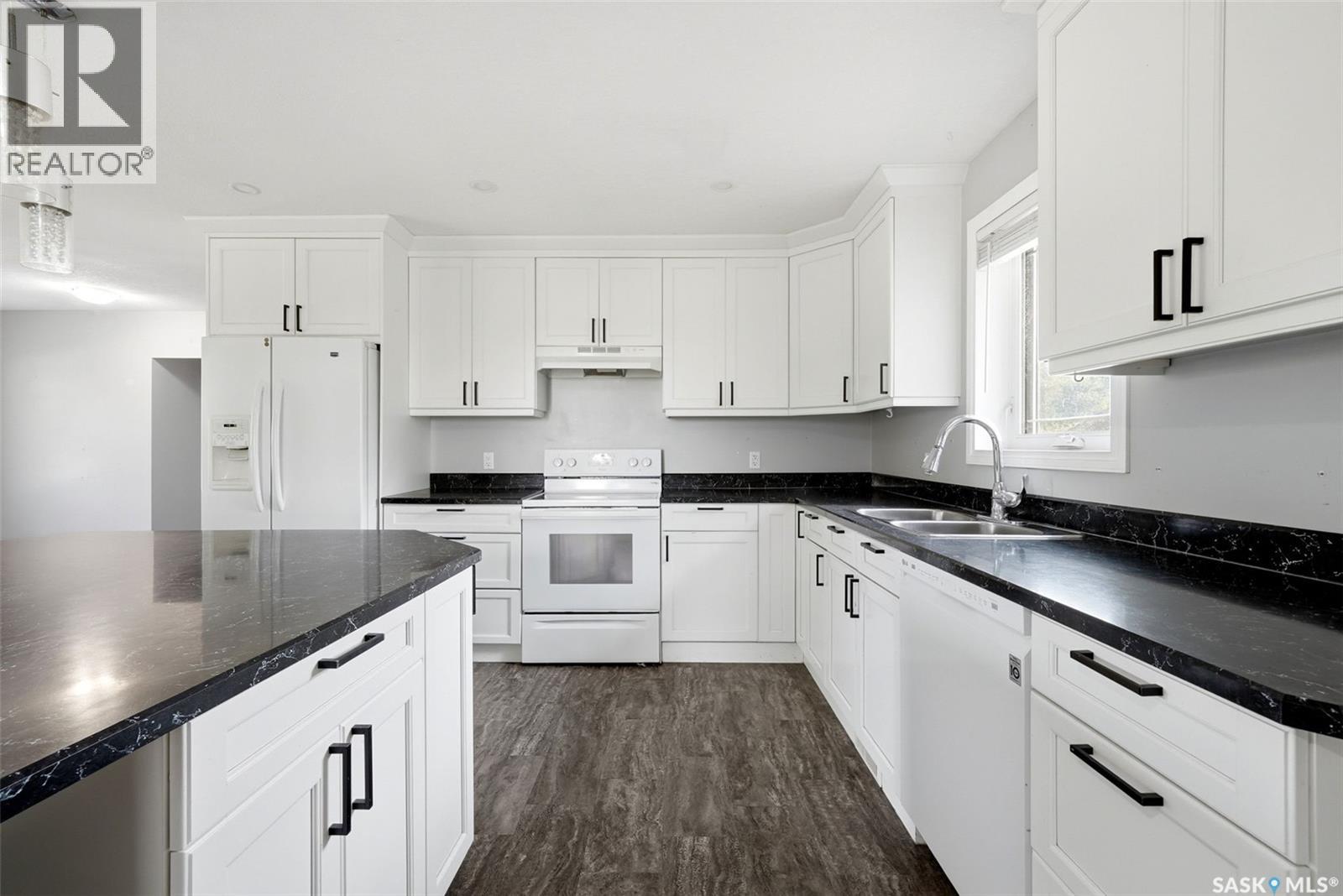 365 Second Street, Mclean, Saskatchewan  S0G 3E0 - Photo 21 - SK043739