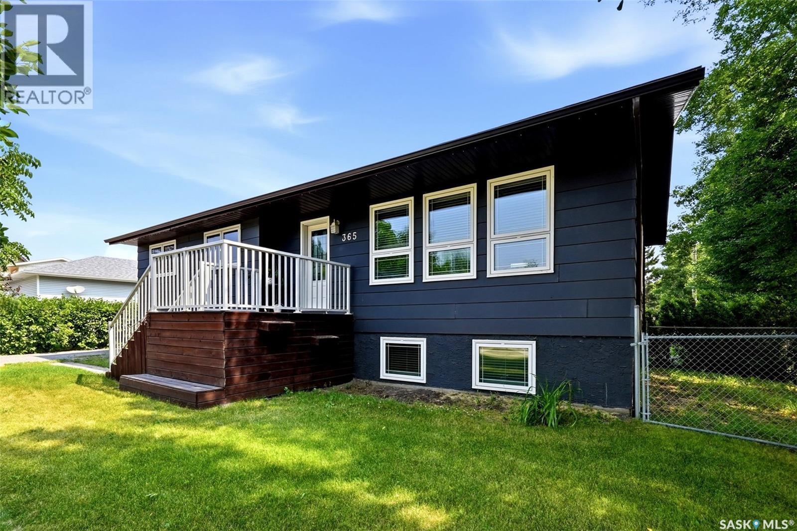 365 Second Street, Mclean, Saskatchewan  S0G 3E0 - Photo 4 - SK043739