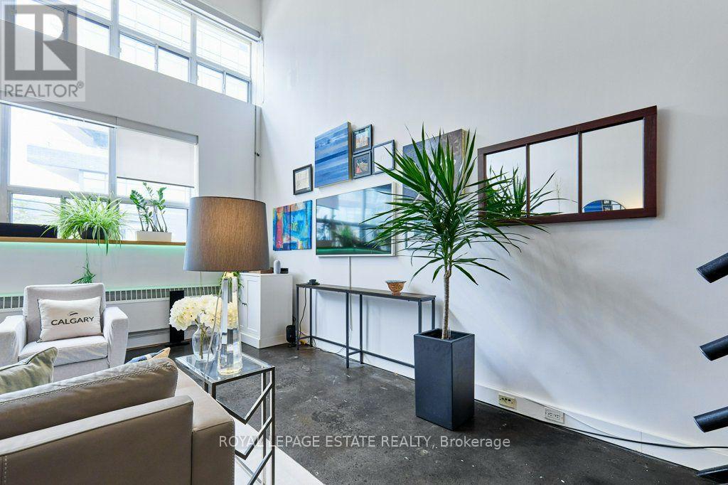 217 - 1173 Dundas Street E, Toronto, Ontario  M4M 3P1 - Photo 17 - E13599058