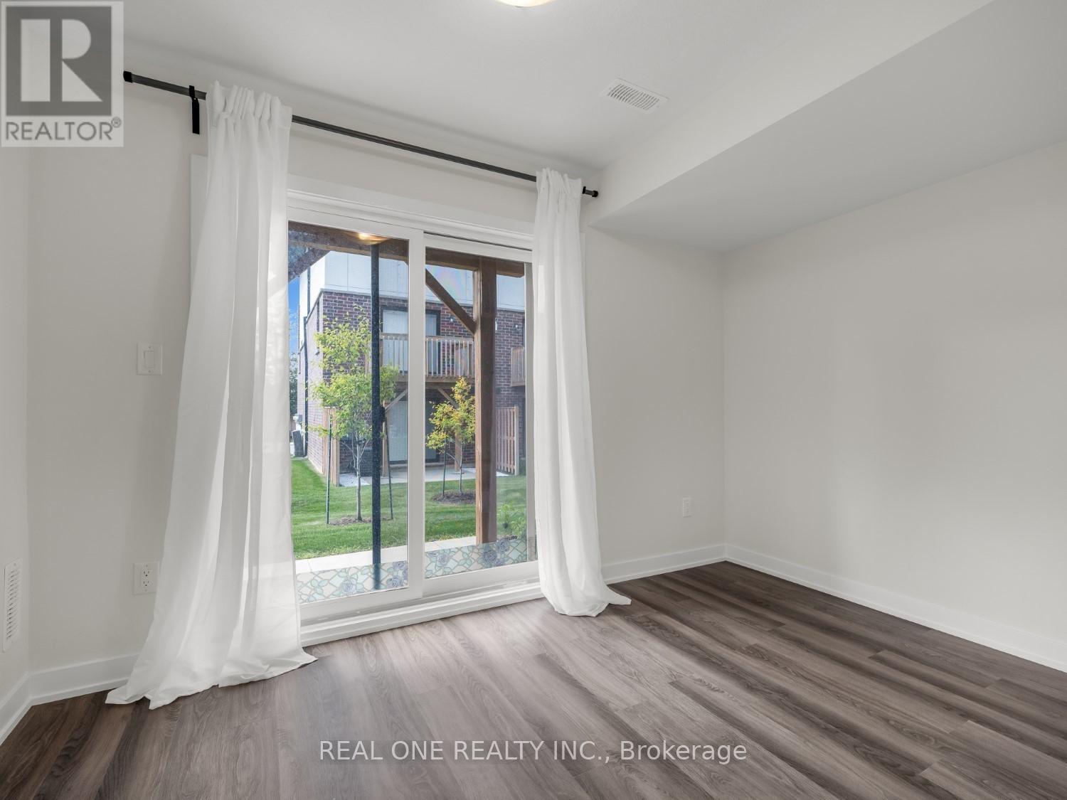1 Markle Crescent, Hamilton, Ontario  L9G 0H3 - Photo 21 - X13620632