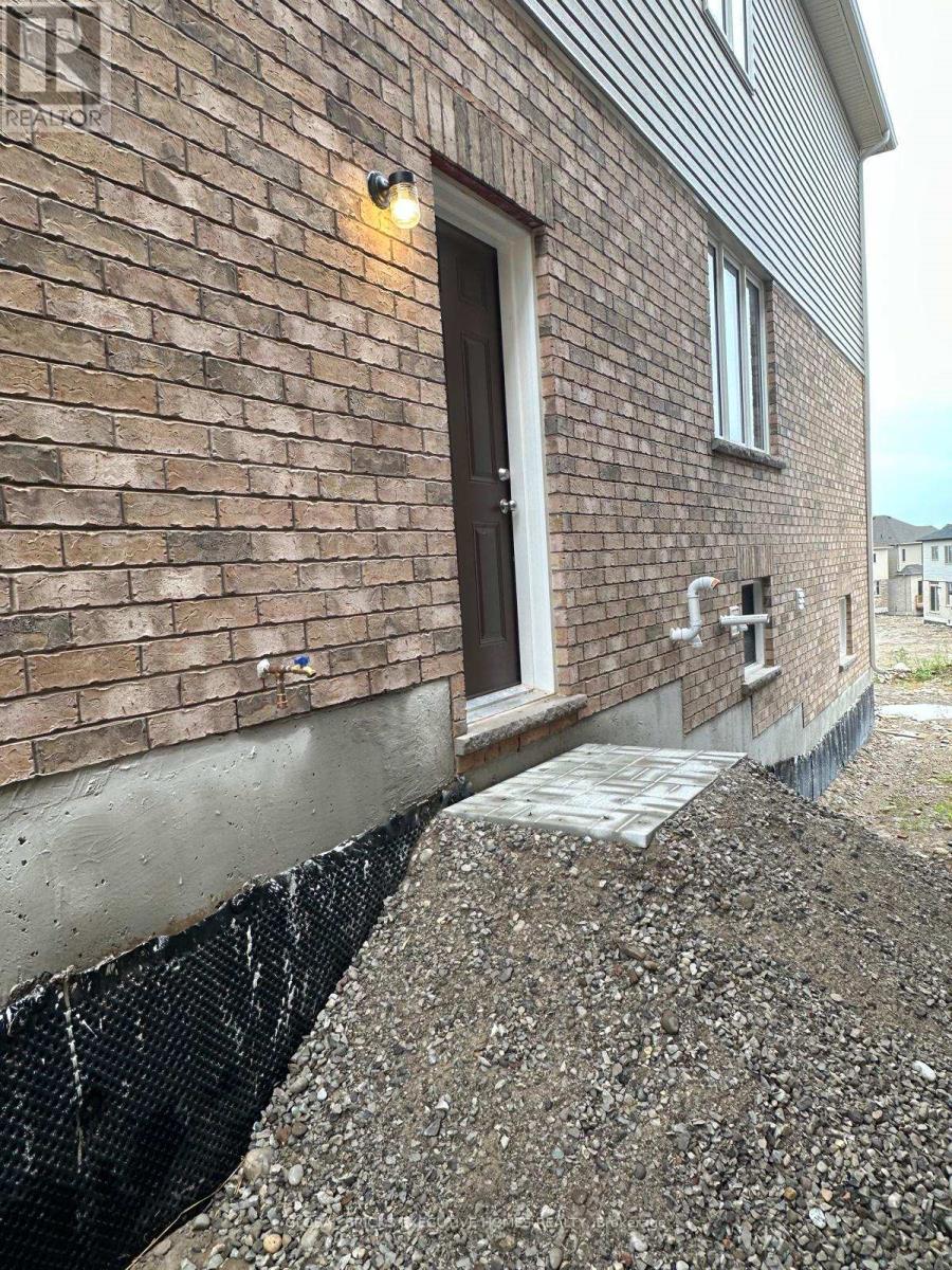 50 Postill Street, Brant, Ontario  N3L 0R4 - Photo 2 - X13620812