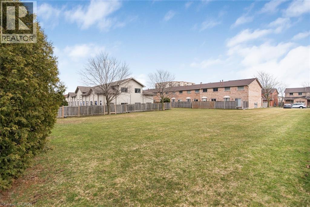 391 Stone Church Road E Unit# 52, Hamilton, Ontario  L9B 2H2 - Photo 48 - 40815601