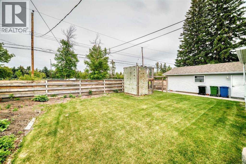 42 Cardiff Drive NW, Calgary, Alberta  T2K 1R5 - Photo 39 - A2322227