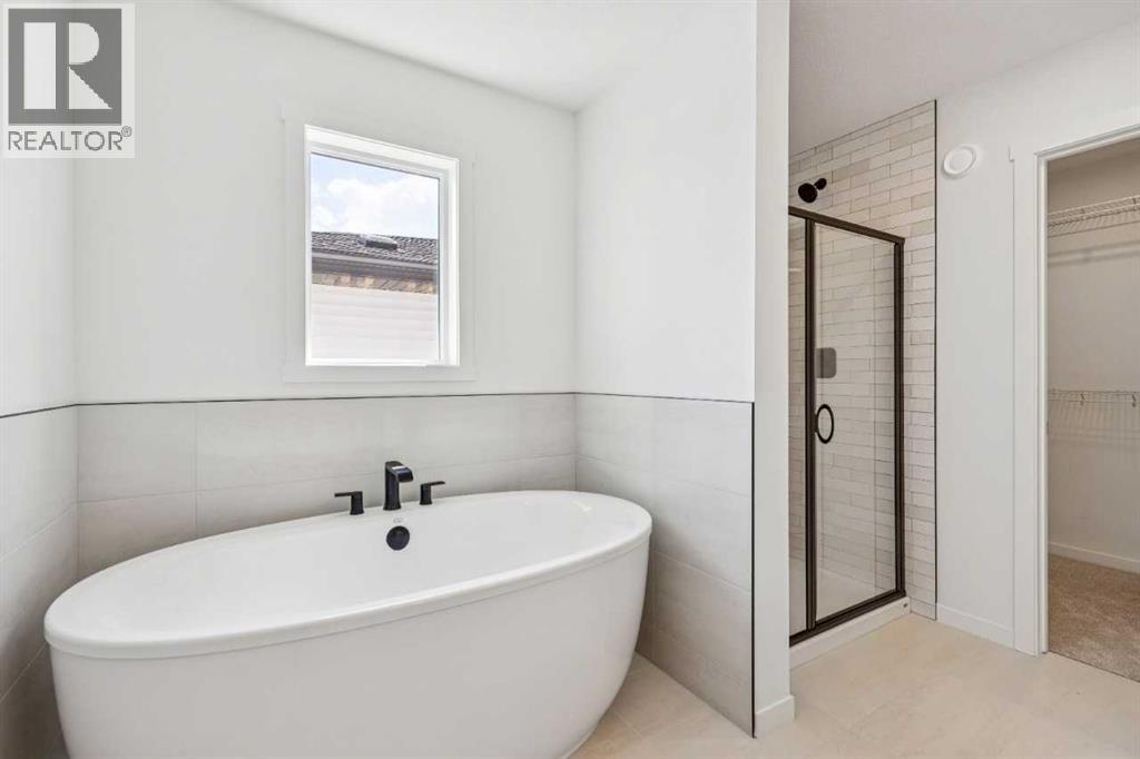 28 Southborough Bay, Cochrane, Alberta  T4C 3J8 - Photo 21 - A2325589