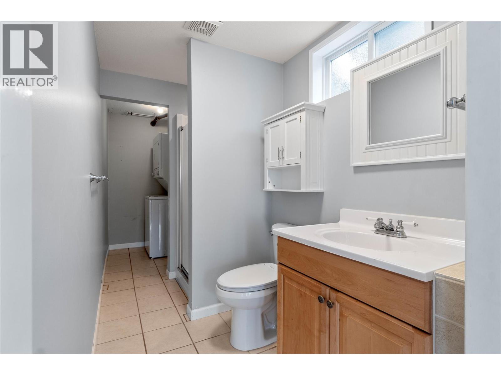 210 Robson Drive, Kamloops, British Columbia  V2E 1W1 - Photo 22 - 10395372