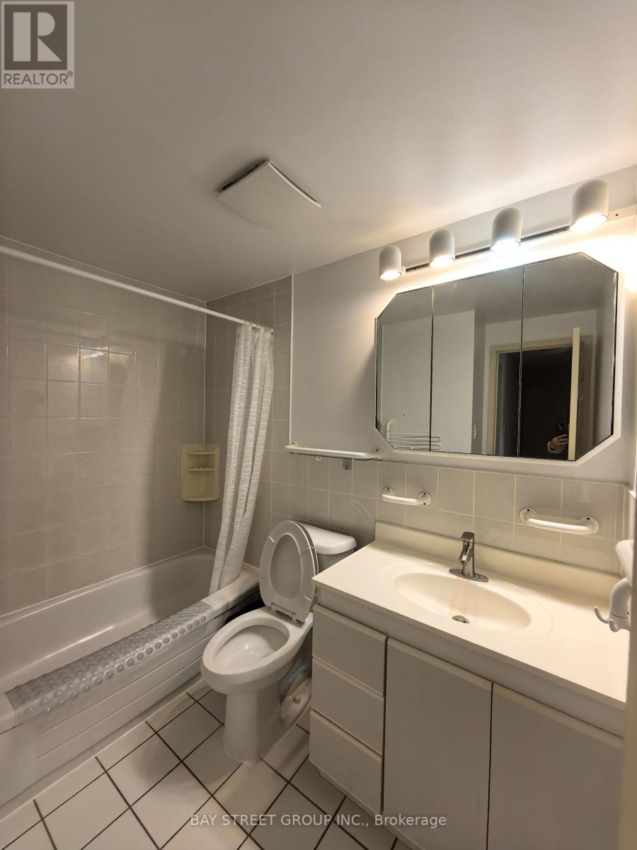 21 Sego Royalway, Toronto, Ontario  M2H 1L3 - Photo 10 - C12949794
