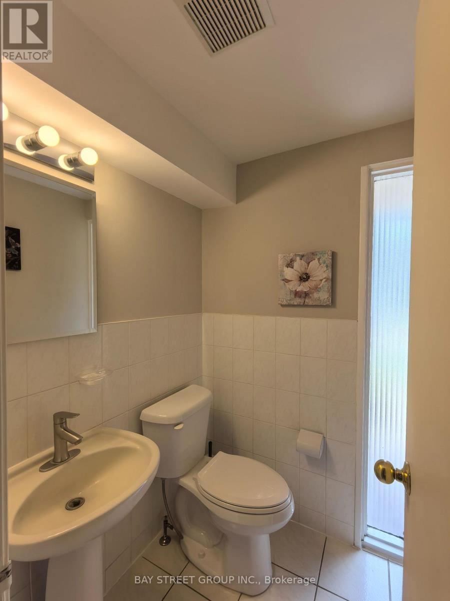 21 Sego Royalway, Toronto, Ontario  M2H 1L3 - Photo 12 - C12949794