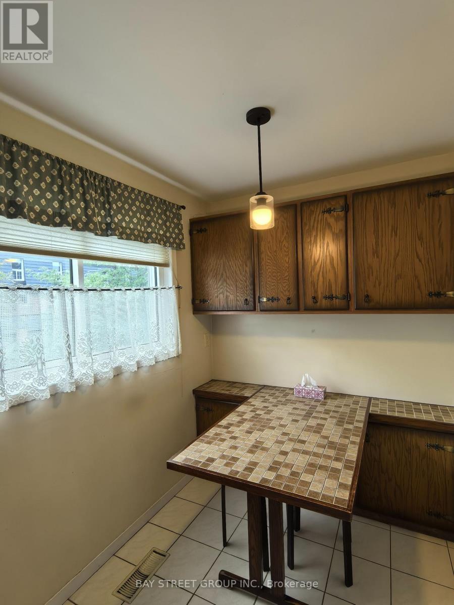 21 Sego Royalway, Toronto, Ontario  M2H 1L3 - Photo 11 - C12949794