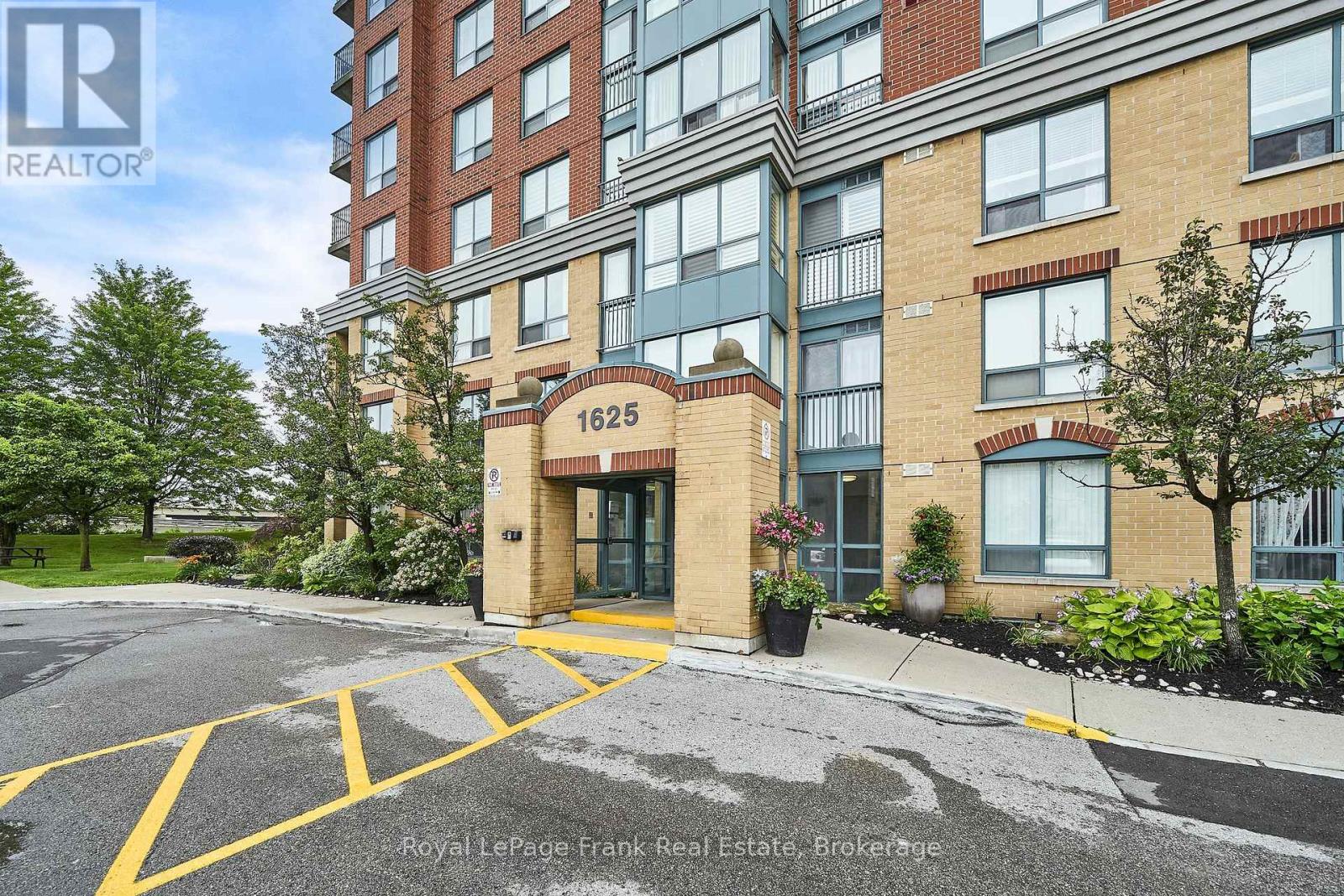 808 - 1625 Pickering Parkway, Pickering, Ontario L1V 6Z6 - Photo 2 - E13620882