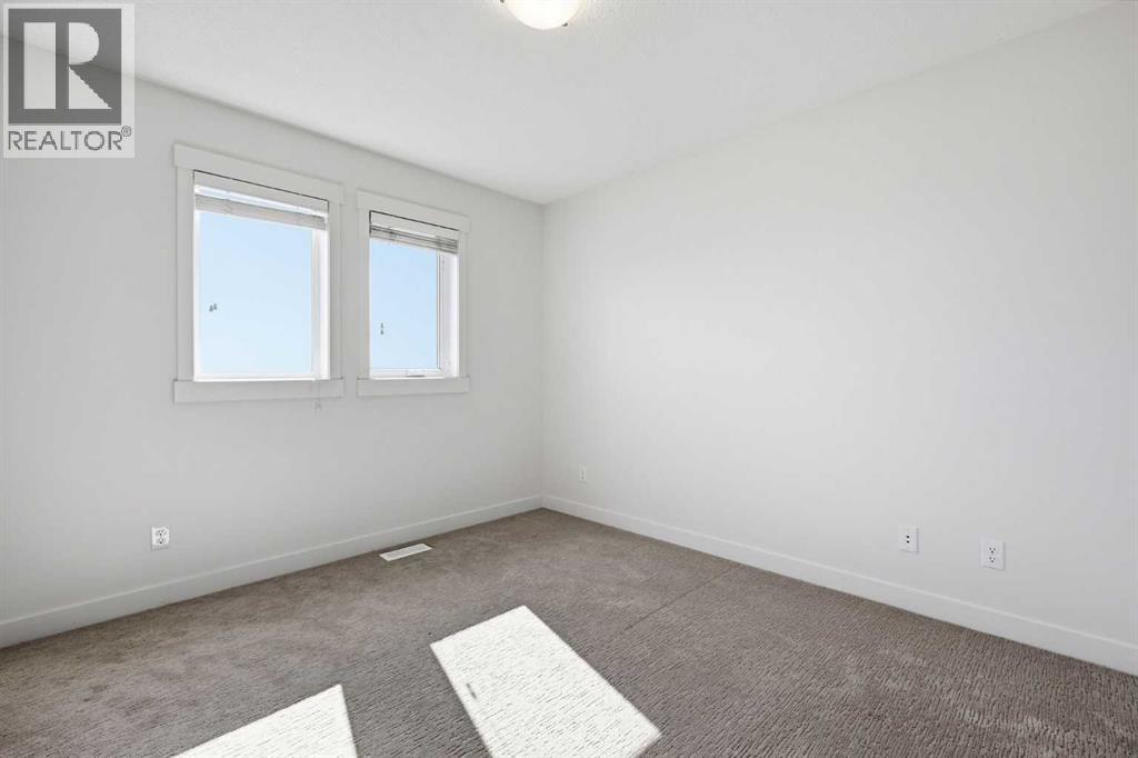 220 Covecreek Circle NE, Calgary, Alberta T3K 0W6 - Photo 19 - A2317858