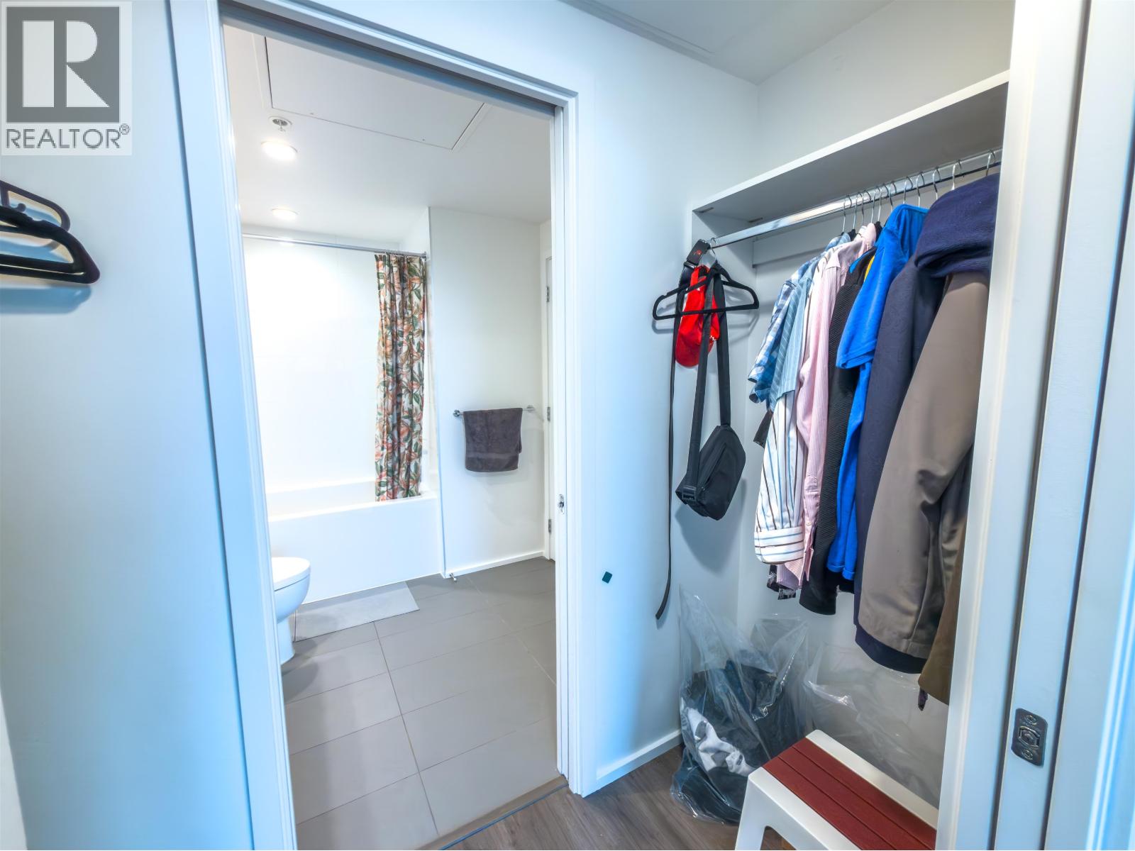 1208 3809 Evergreen Place, Burnaby, British Columbia  V3J 0M1 - Photo 15 - R3109225