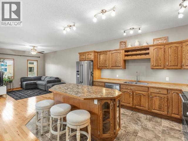 163 Olive May Way, Whitehorse, Yukon  Y1A 0R5 - Photo 6 - 17560