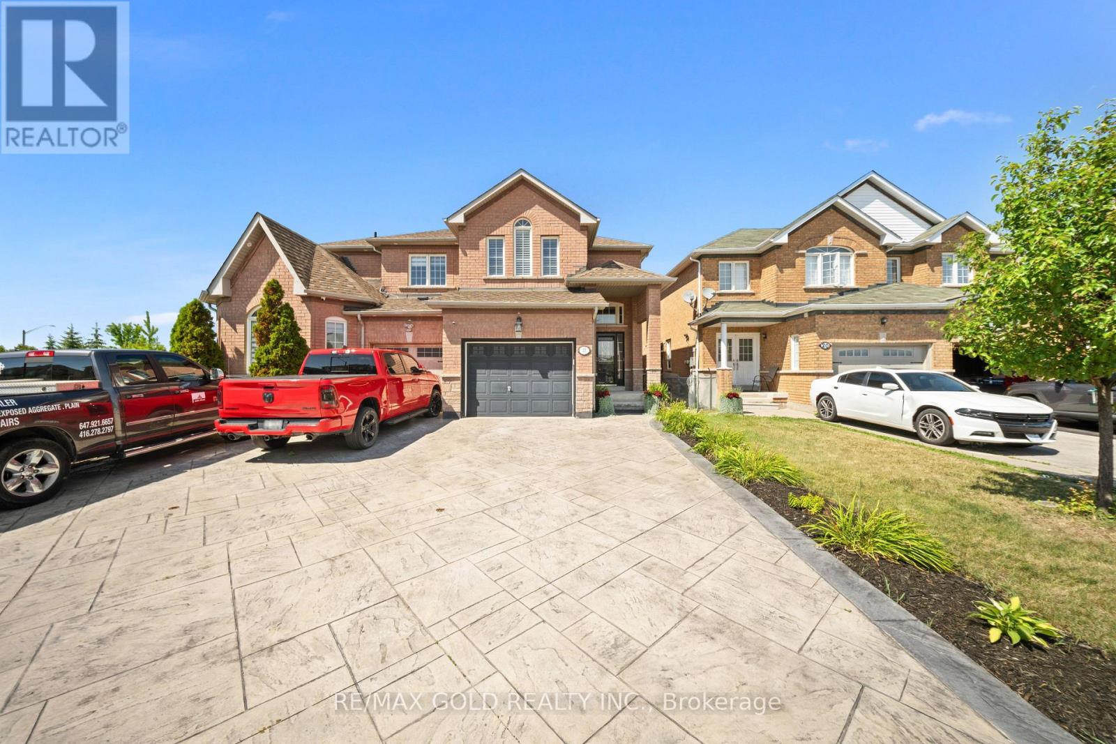 22 FLOWER TRAIL, Brampton, Ontario