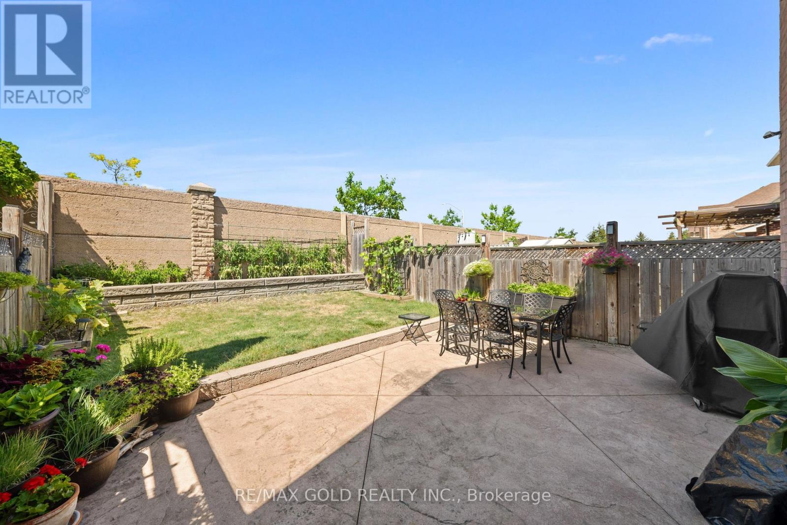 22 Flower Trail, Brampton, Ontario  L6P 1P1 - Photo 17 - W13620910