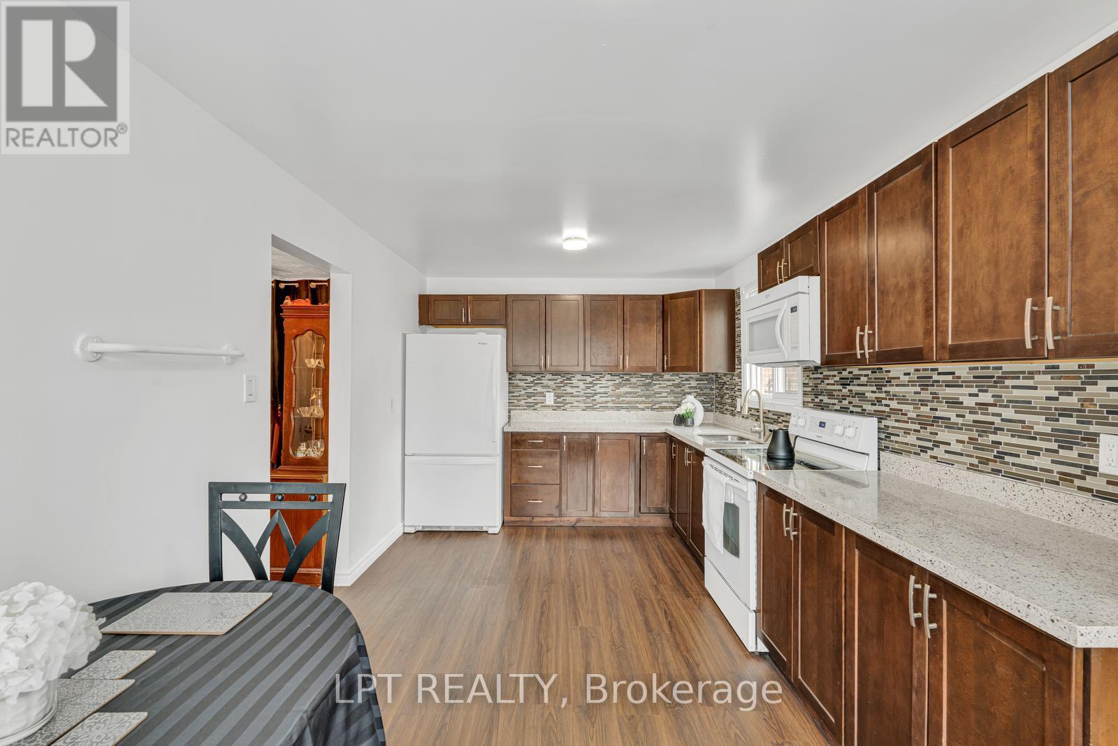 95 Huntingwood Crescent, Brampton, Ontario  L6S 1S5 - Photo 17 - W13620960
