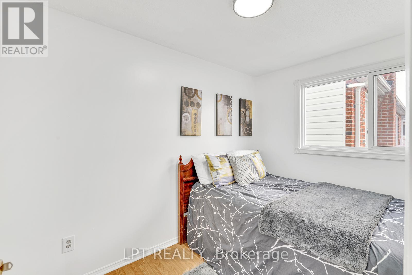 95 Huntingwood Crescent, Brampton, Ontario  L6S 1S5 - Photo 32 - W13620960