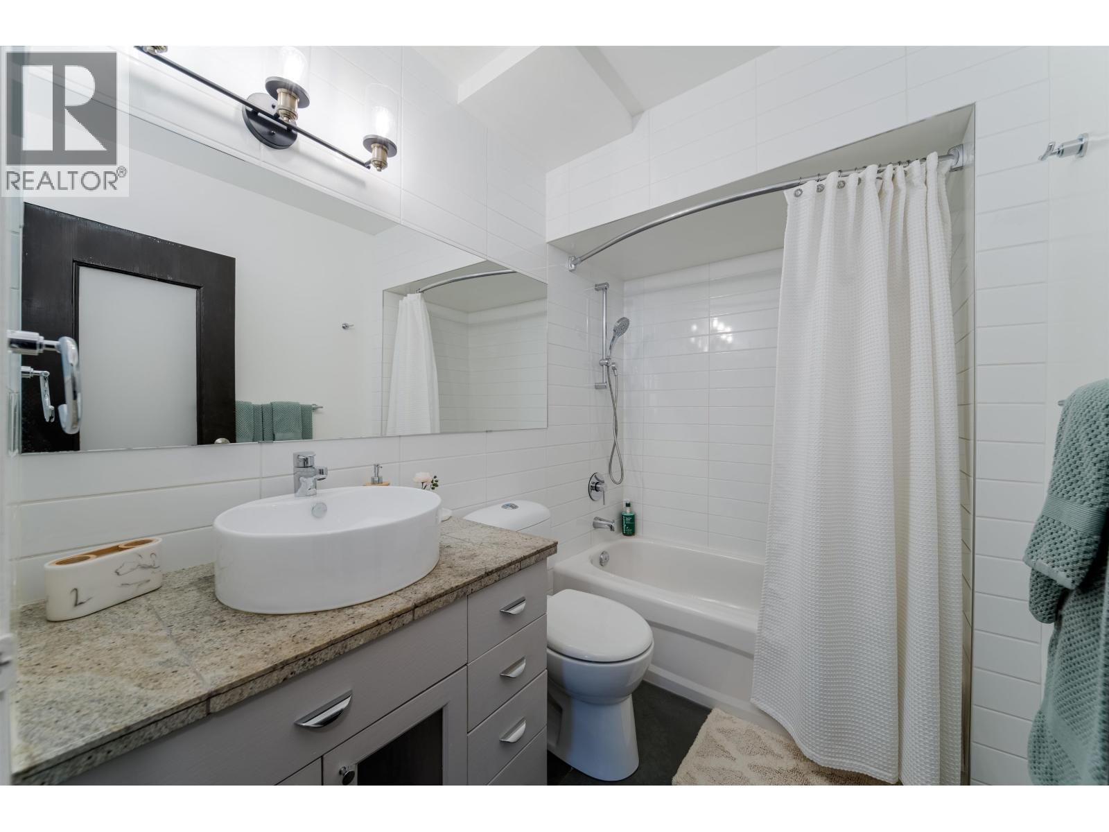 52 2002 St Johns Street, Port Moody, British Columbia  V4H 2A2 - Photo 17 - R3150676