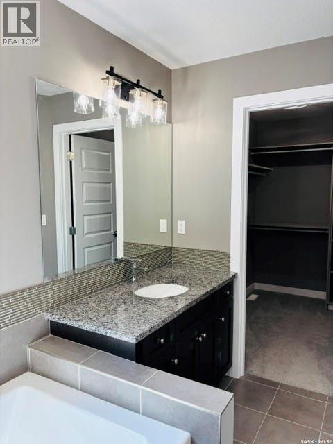 411 Flynn Lane, Saskatoon, Saskatchewan  S7V 0L1 - Photo 29 - SK044080