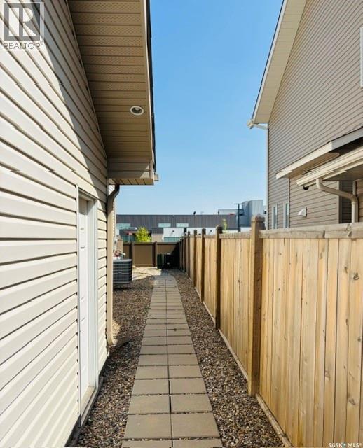 411 Flynn Lane, Saskatoon, Saskatchewan  S7V 0L1 - Photo 41 - SK044080