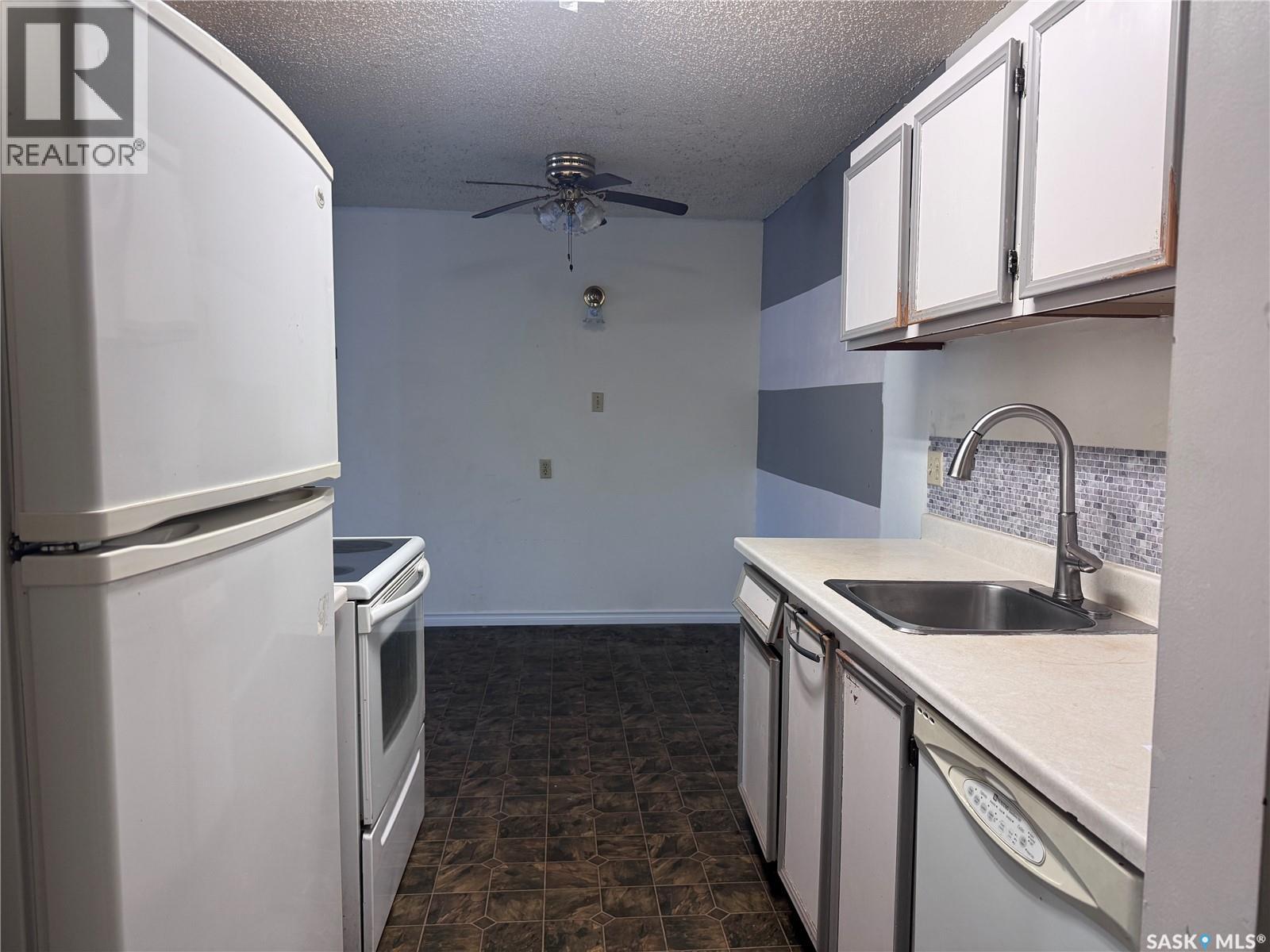 118 3302 33rd Street W, Saskatoon, Saskatchewan  S7L 6S5 - Photo 5 - SK044061