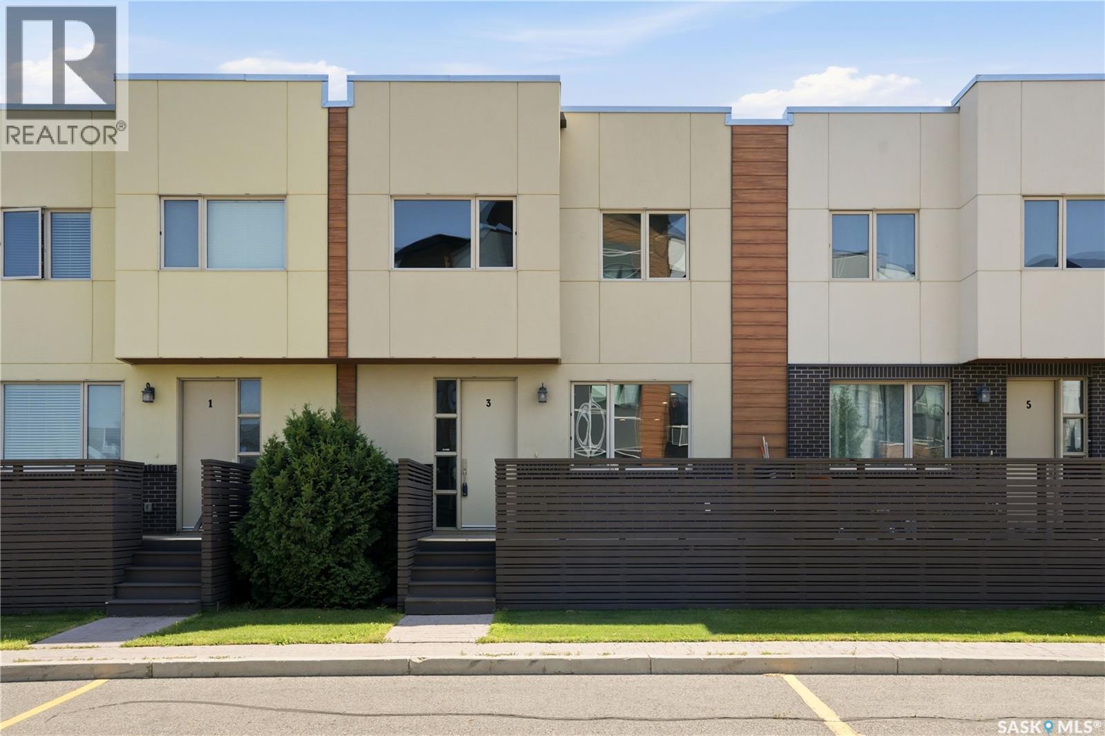 3 103 Willis Crescent, Saskatoon, Saskatchewan  S7T 0X9 - Photo 2 - SK043978
