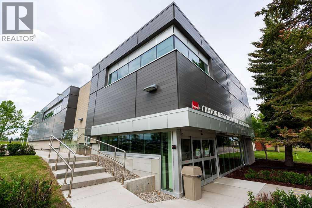 35 Candle Court SW, Calgary, Alberta  T2W 6B6 - Photo 31 - A2313849