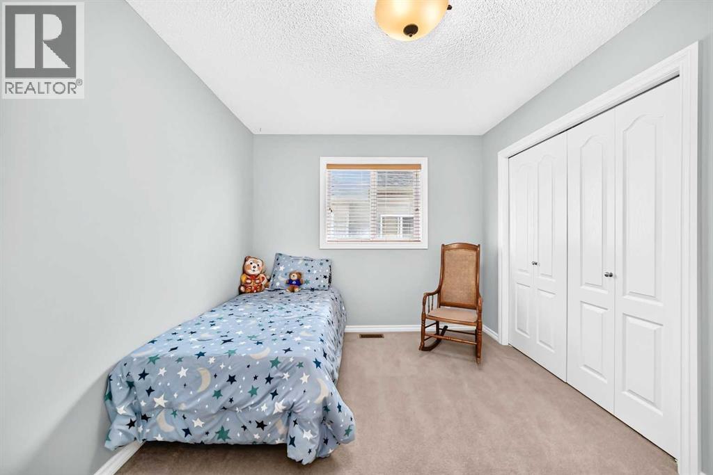209 Crystal Green Point, Okotoks, Alberta  T1S 2K7 - Photo 20 - A2322719