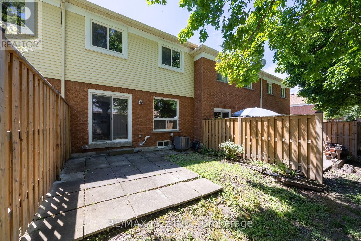 14 - 10 Bassett Boulevard, Whitby, Ontario  L1N 9C4 - Photo 24 - E13455768