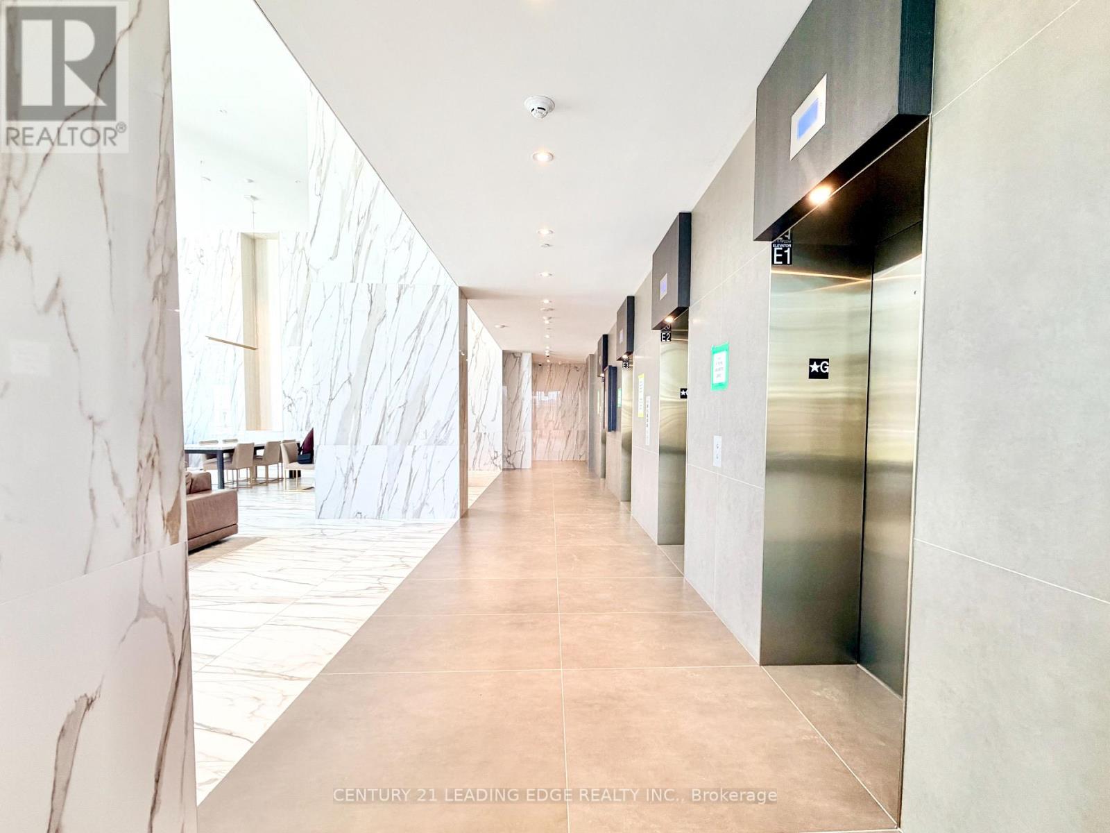 6511 - 448 Burnhamthorpe Road, Mississauga, Ontario  L5B 0R4 - Photo 2 - W13537146