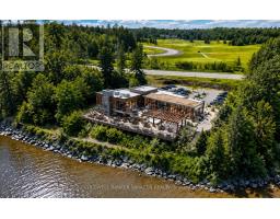 2001 174 REGIONAL ROAD, ottawa, Ontario