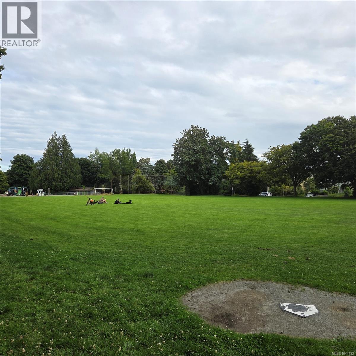 3935 Scolton Rd, Saanich, British Columbia  V8N 4E1 - Photo 41 - 1044132