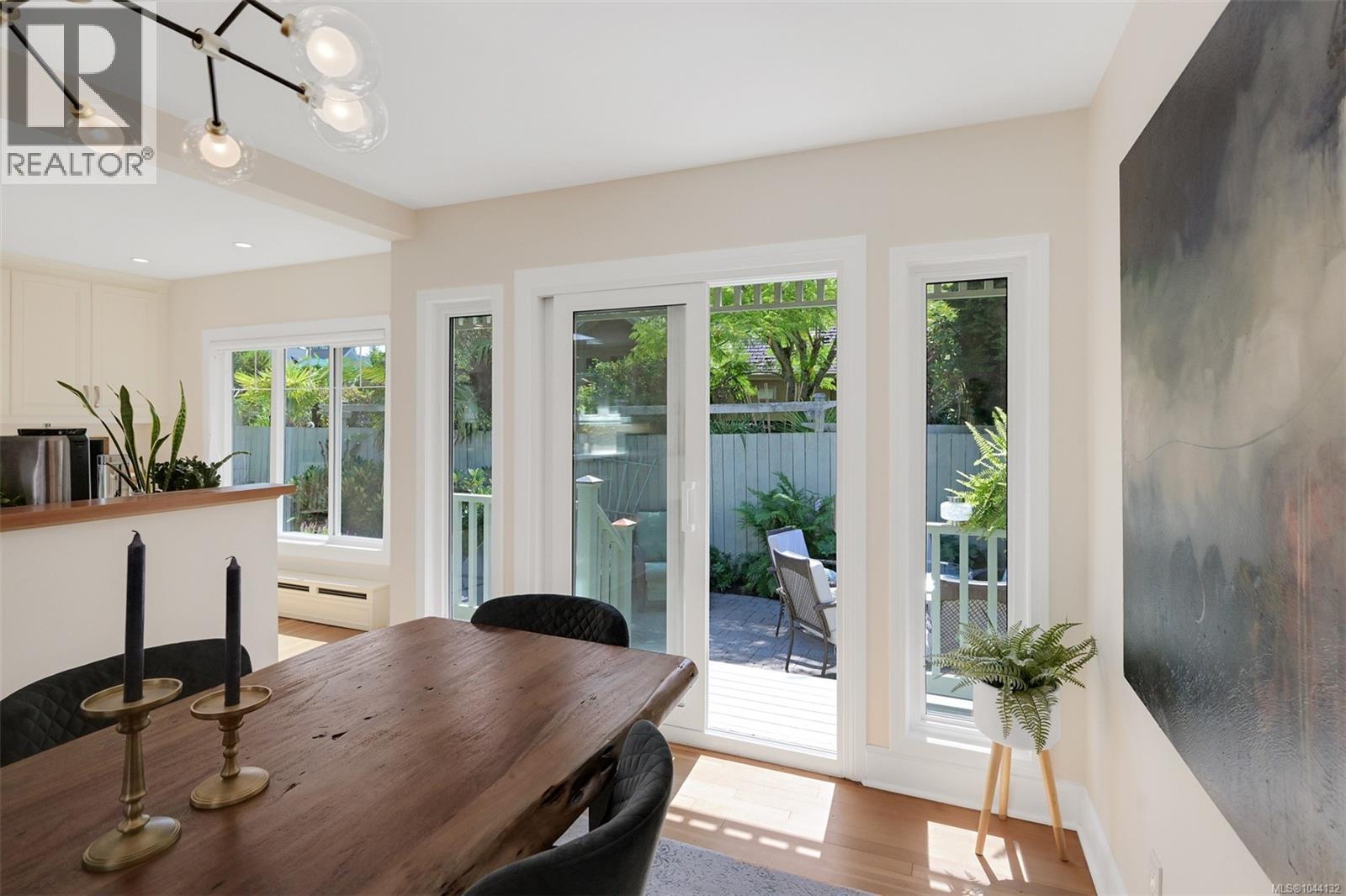 3935 Scolton Rd, Saanich, British Columbia  V8N 4E1 - Photo 10 - 1044132
