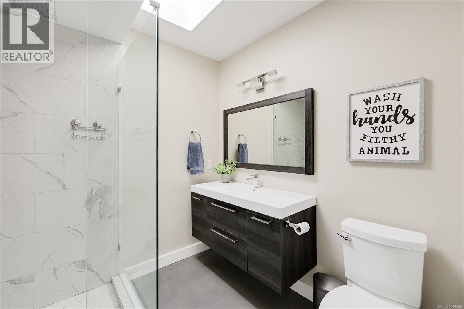 3935 Scolton Rd, Saanich, British Columbia  V8N 4E1 - Photo 26 - 1044132
