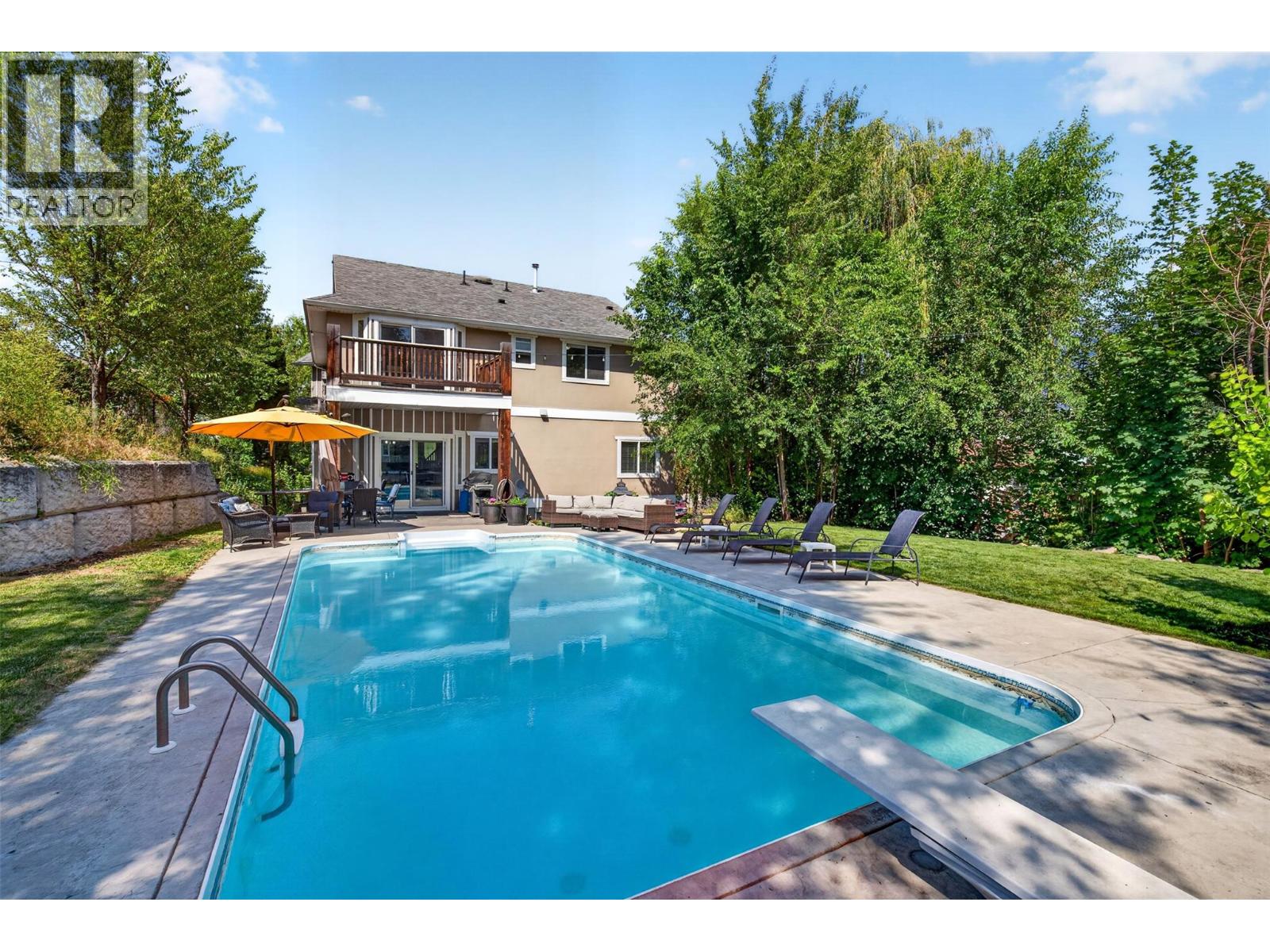 1669 Autumn Road Kelowna Photo 2 1669 Autumn Road Kelowna Photo 2