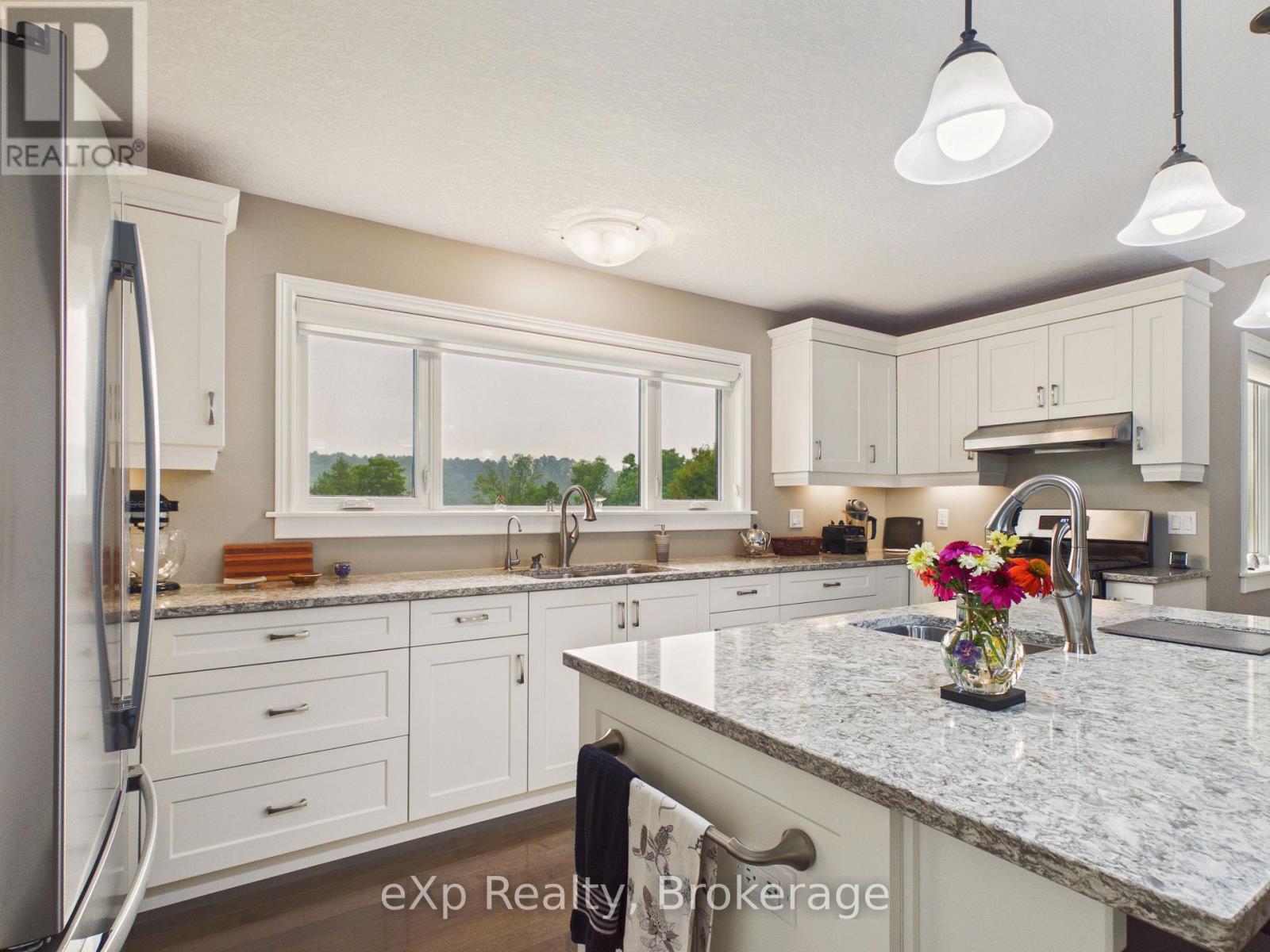 207 Edmund Street, West Grey, Ontario  N0G 1C0 - Photo 16 - X13585132